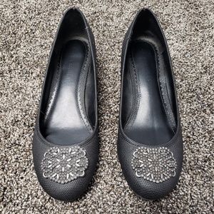 Laura Ashley flats size 8 1/2